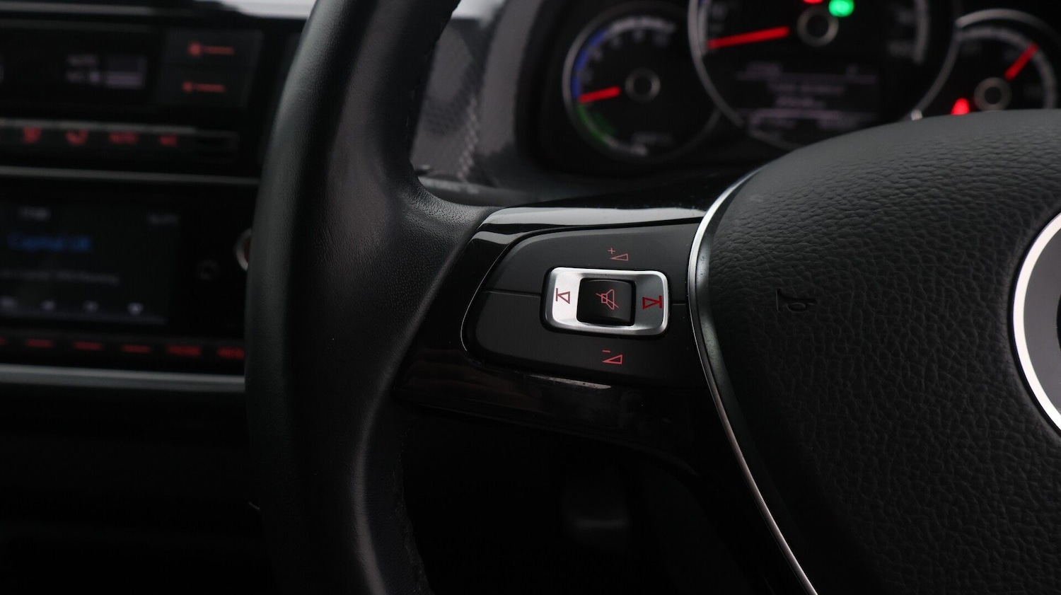 Used Volkswagen up! 2021 for sale - 77392517: Photo 23