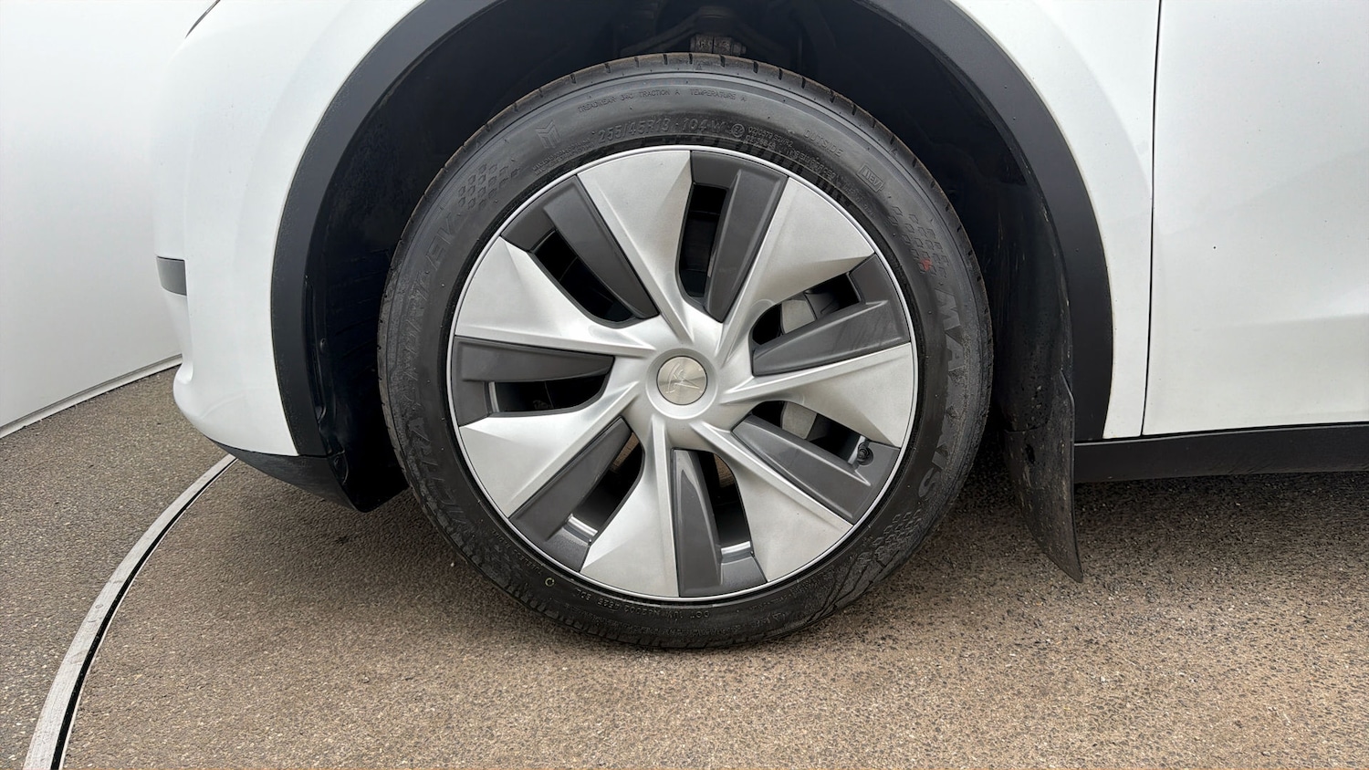 Used Tesla Model Y 2024 for sale - 77921481: Photo 17