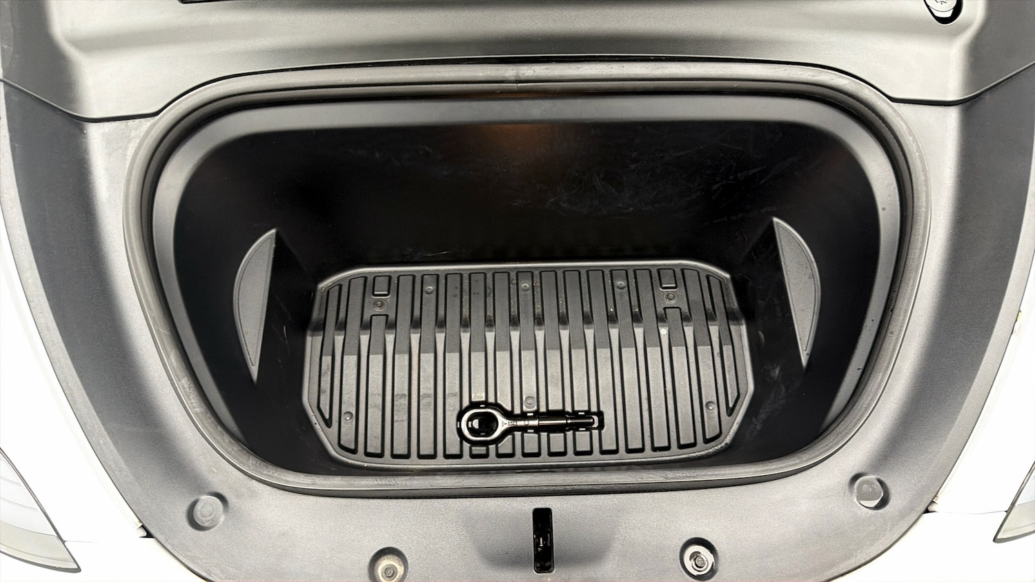 Used Tesla Model Y 2024 for sale - 77921481: Photo 18