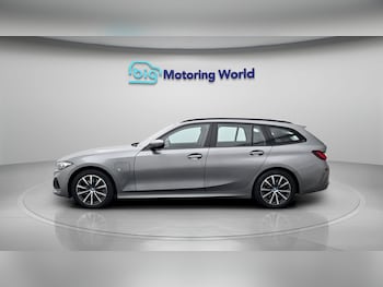 Used BMW 3 Series 2023 for sale - 78801247: Photo