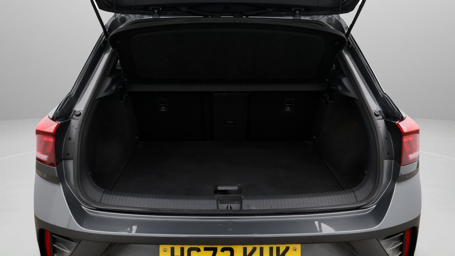 Used Volkswagen T-Roc 2022 for sale - 77220654: Photo 17