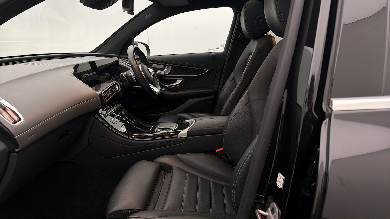 Used Mercedes-Benz EQC 2023 for sale - 78209689: Photo 13