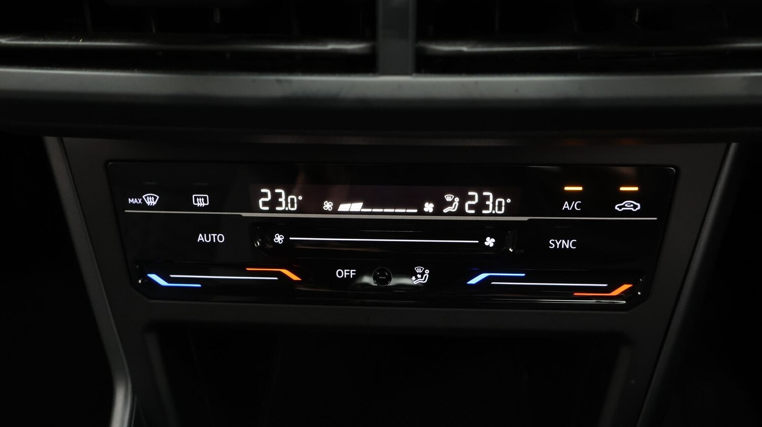 Used Volkswagen Polo 2022 for sale - 77650136: Photo 12