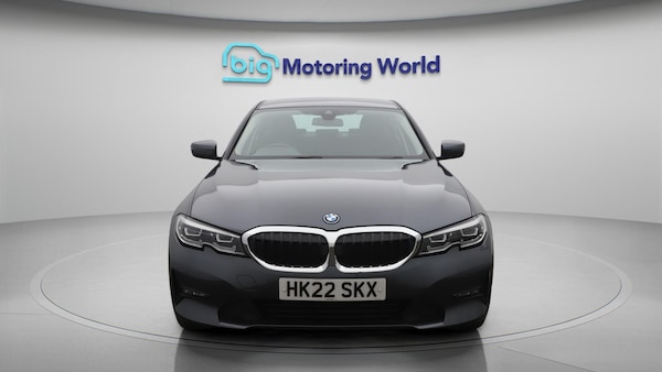 Used BMW 3 Series 2022 for sale - 76214289: Photo 3