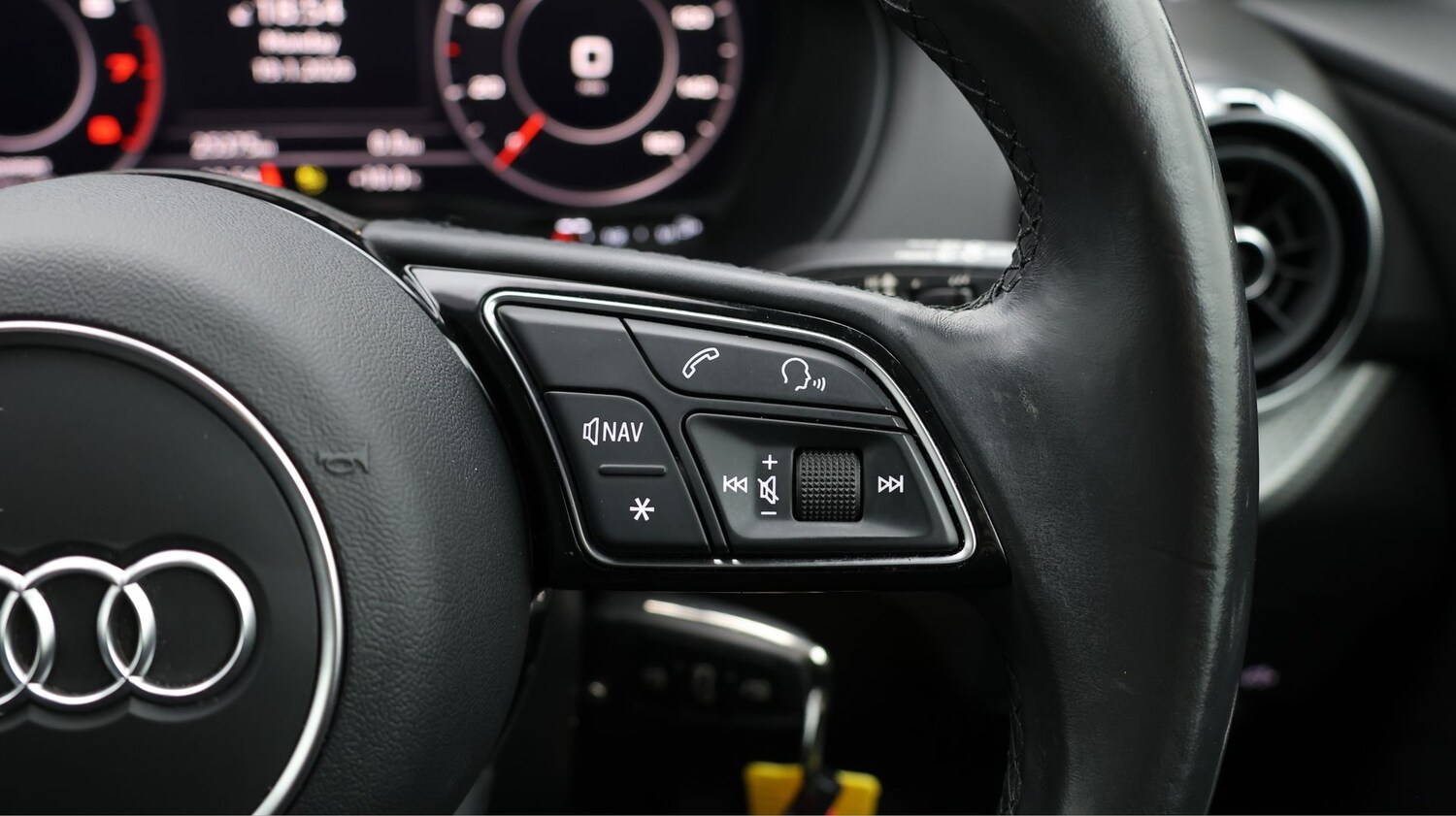 Used Audi Q2 2021 for sale - 77270022: Photo 24