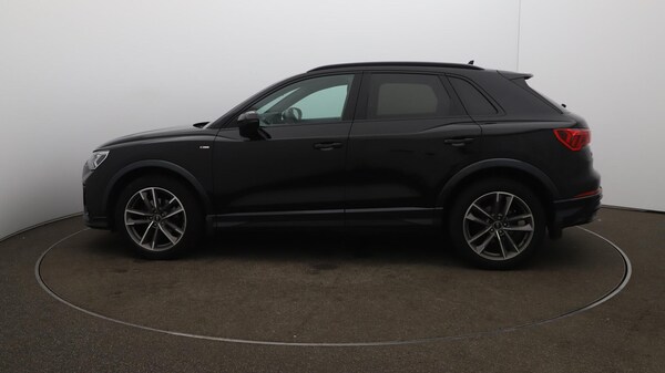 Used Audi Q3 2022 for sale - 76282795: Photo 65
