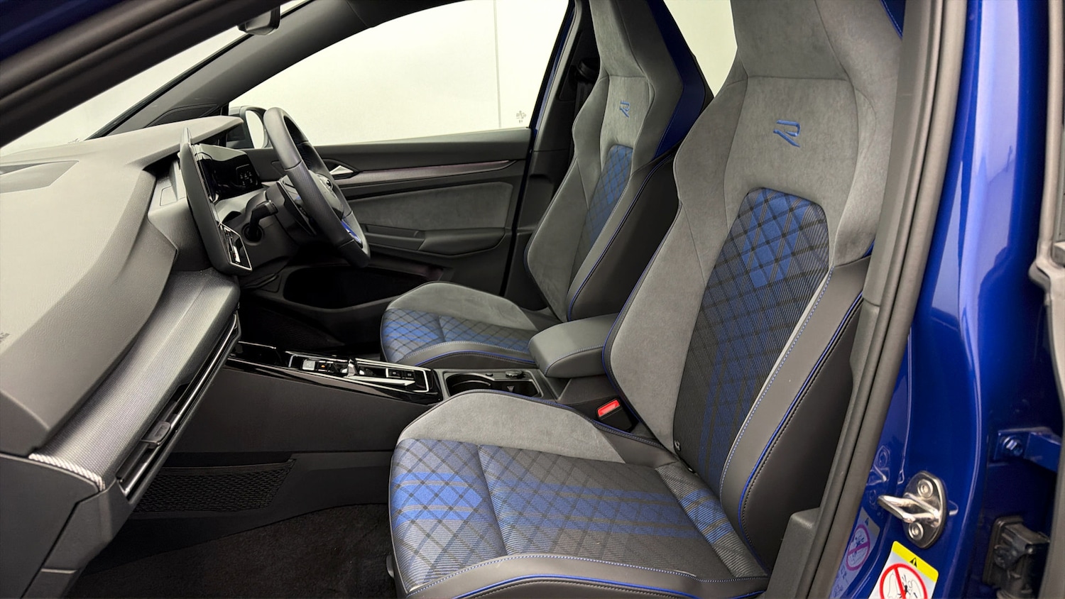 Used Volkswagen Golf 2025 for sale - 77973627: Photo 13