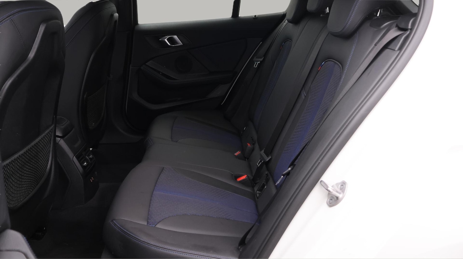 Used BMW 1 Series 2023 for sale - 76613015: Photo 17