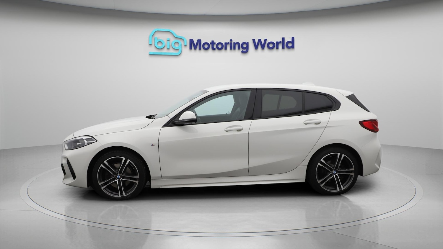 Used BMW 1 Series 2023 for sale - 76613015: Photo 5