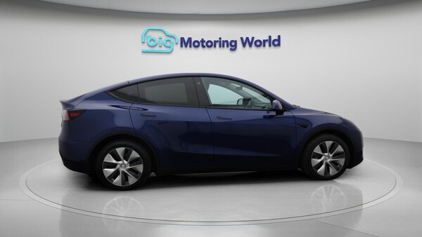 Used Tesla Model Y 2022 for sale - 75696639: Photo 9