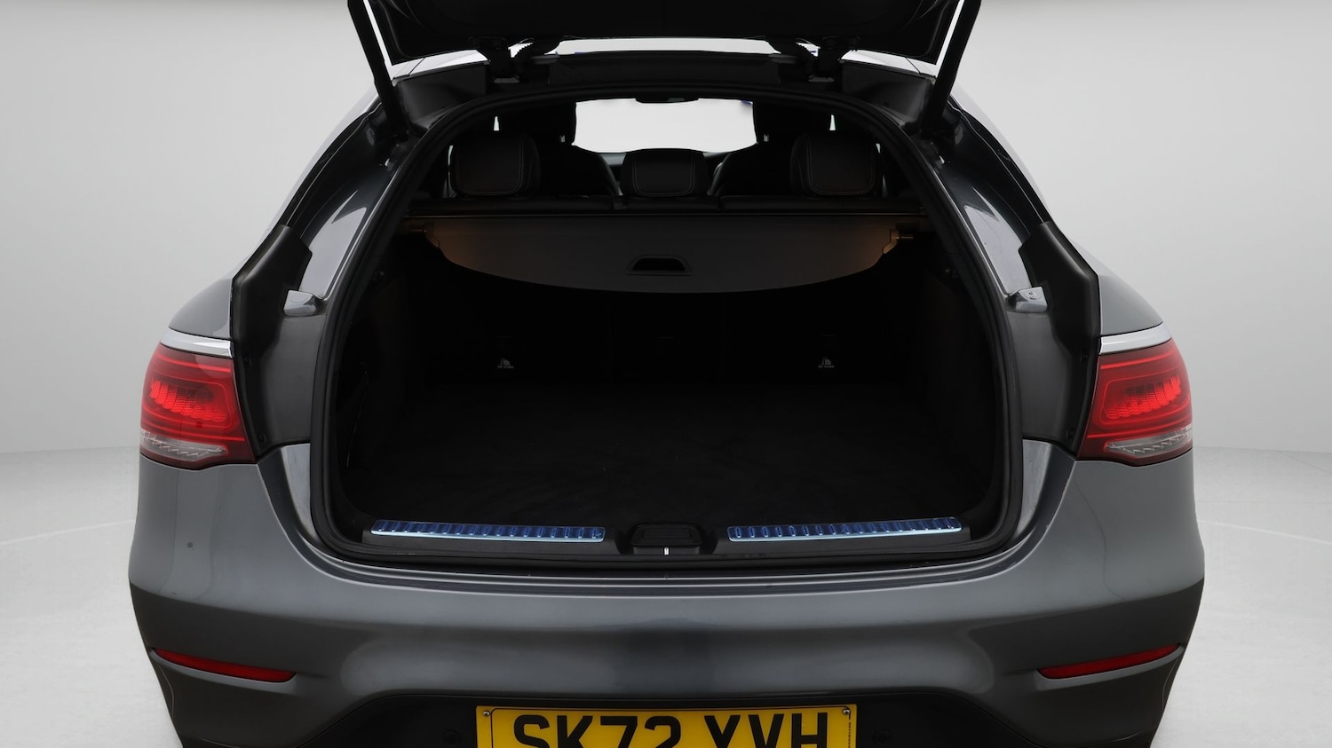 Used Mercedes-Benz GLC 2023 for sale - 77873124: Photo 17