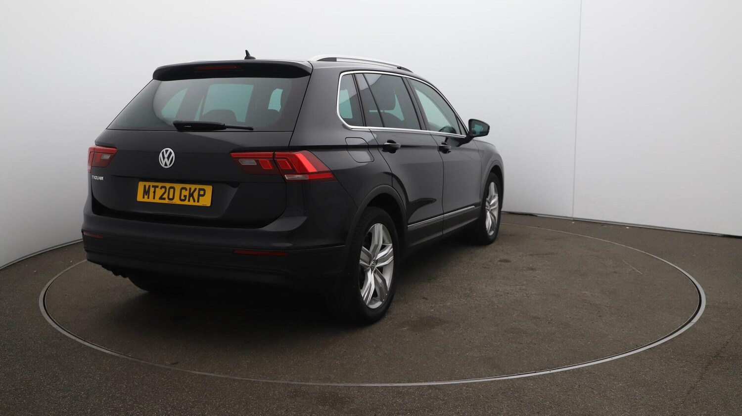 Used Volkswagen Tiguan 2020 for sale - 76084630: Photo 56