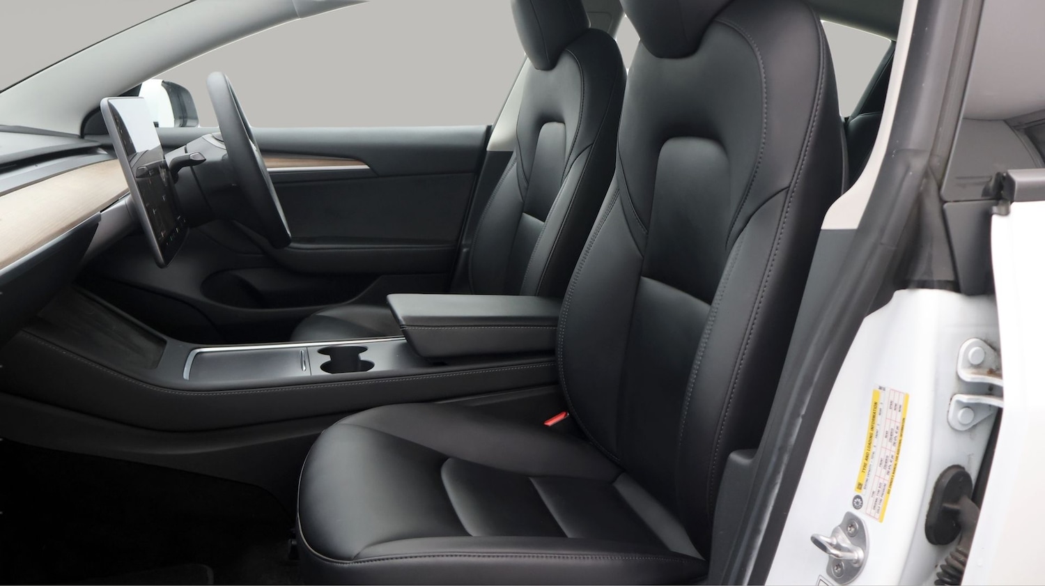 Used Tesla Model 3 2021 for sale - 77650423: Photo 14