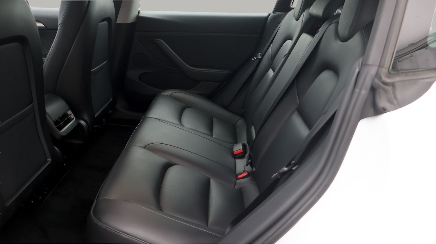 Used Tesla Model 3 2021 for sale - 77650423: Photo 16