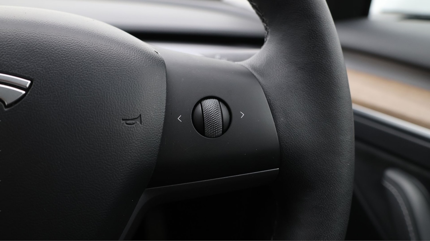 Used Tesla Model 3 2021 for sale - 77650423: Photo 24