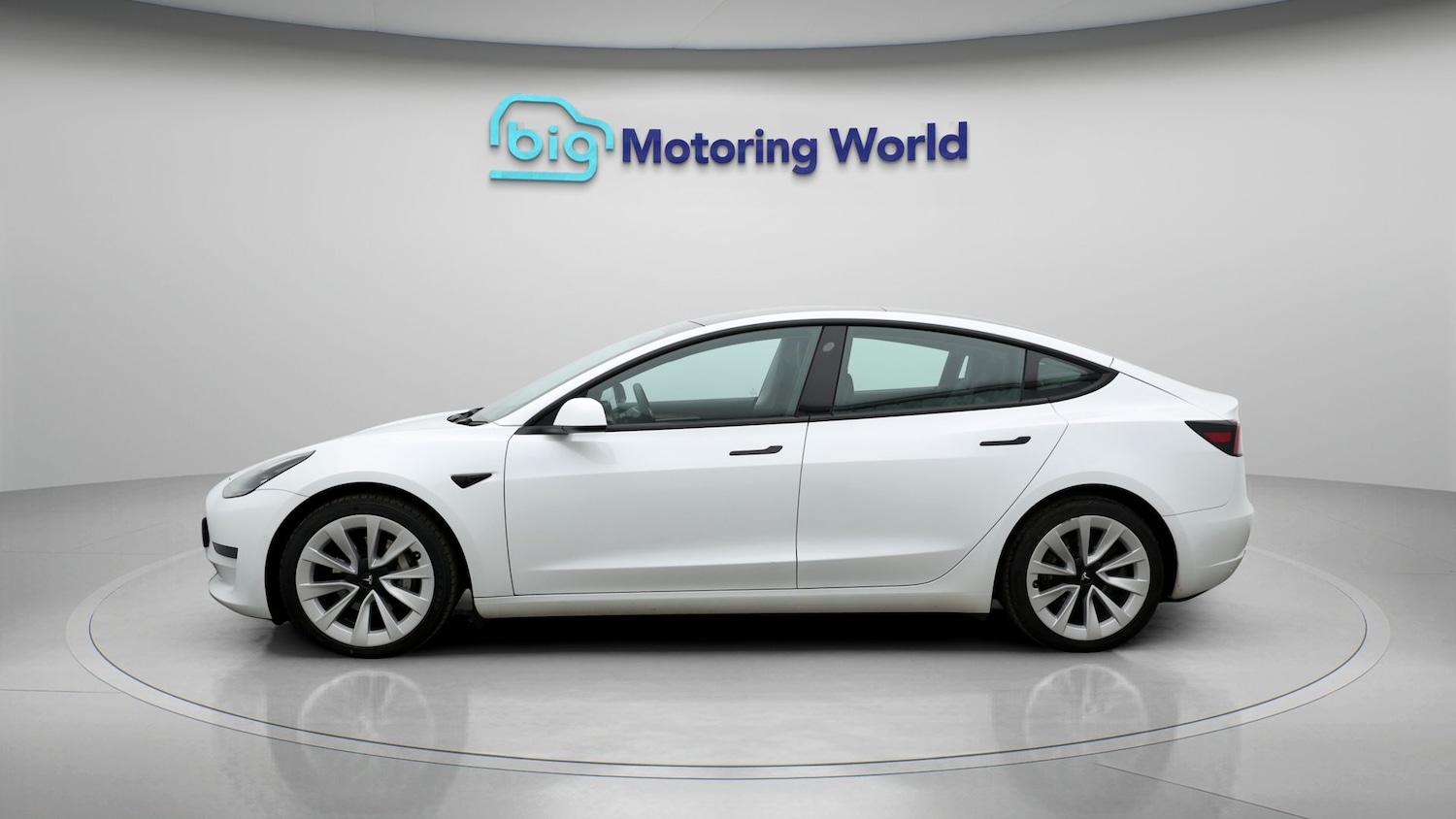 Used Tesla Model 3 2021 for sale - 77650423: Photo 4