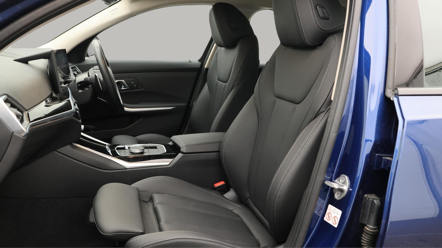 Used BMW 3 Series 2023 for sale - 76409604: Photo 15