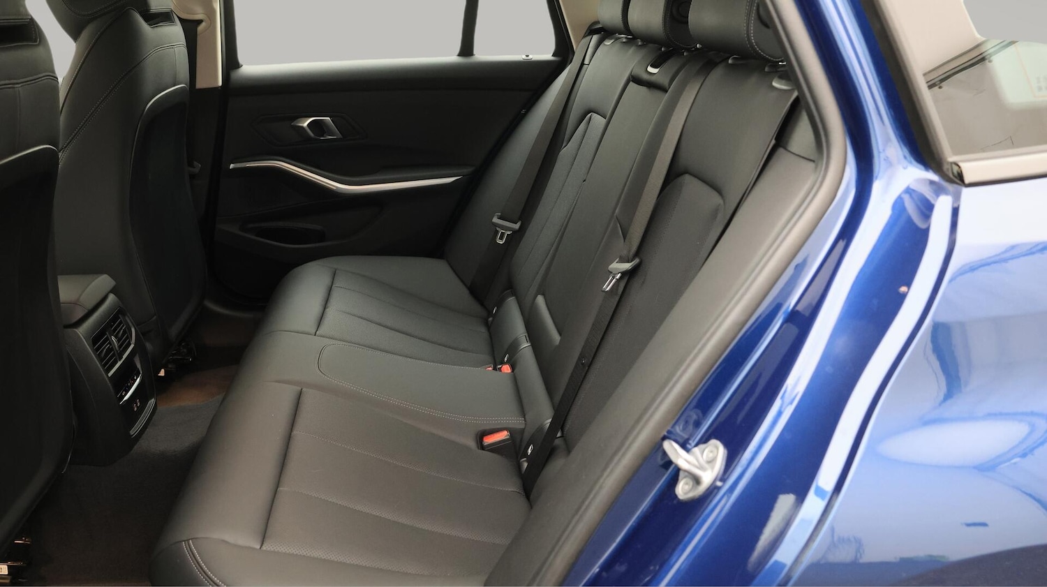 Used BMW 3 Series 2023 for sale - 76409604: Photo 17