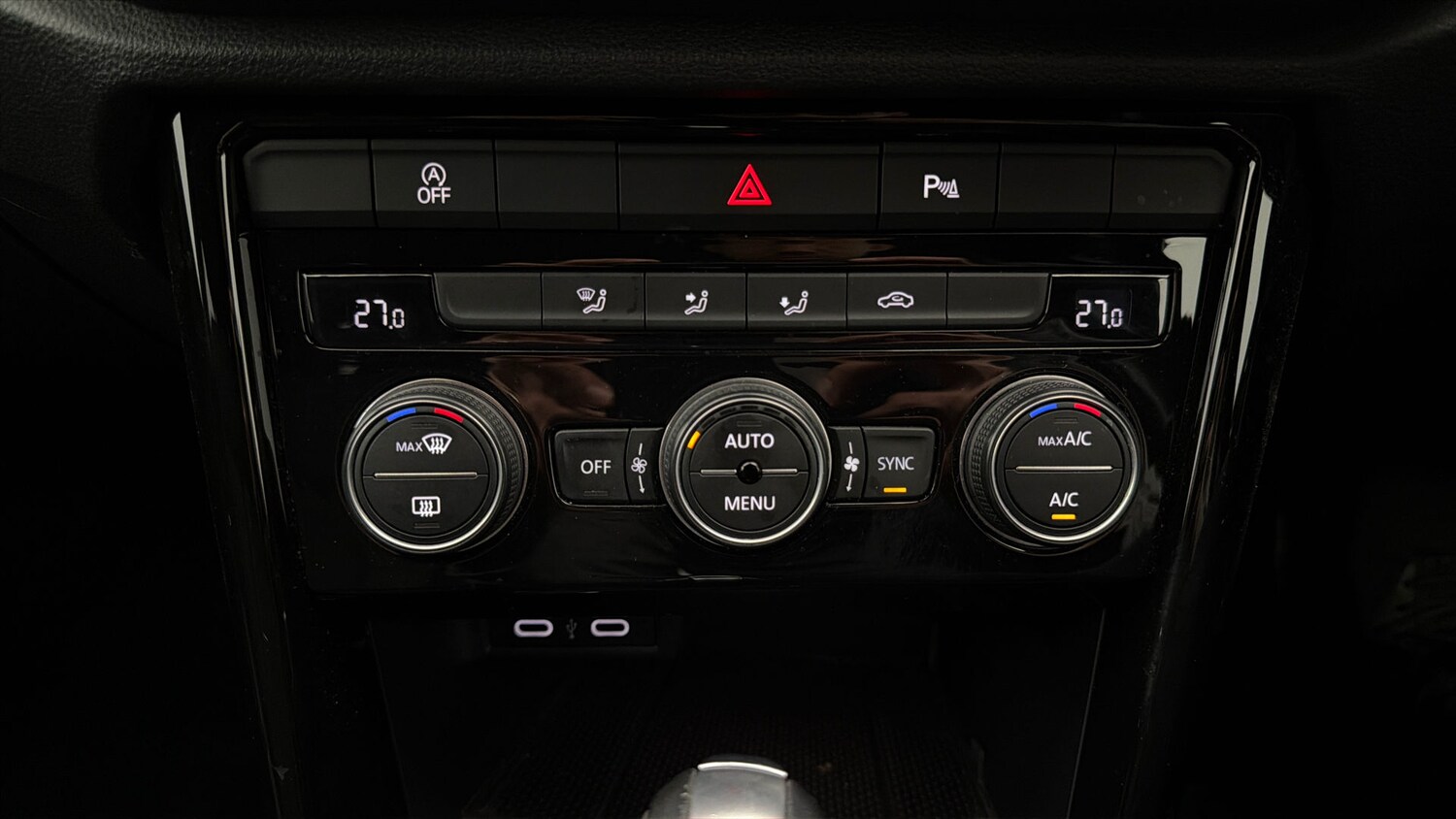 Used Volkswagen T-Roc 2021 for sale - 78159773: Photo 11