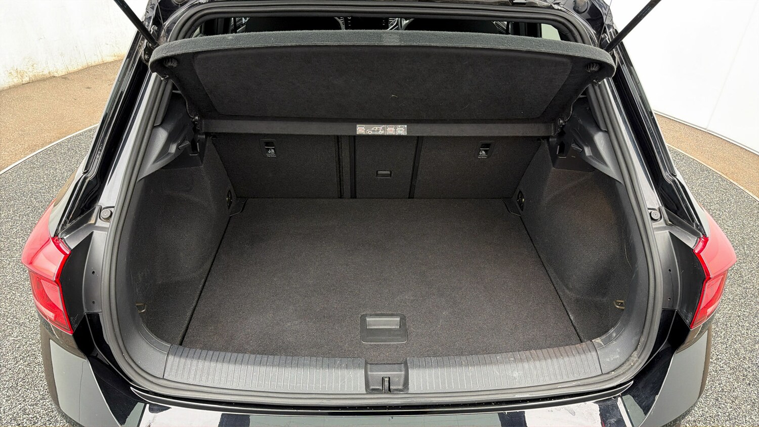 Used Volkswagen T-Roc 2021 for sale - 78159773: Photo 16