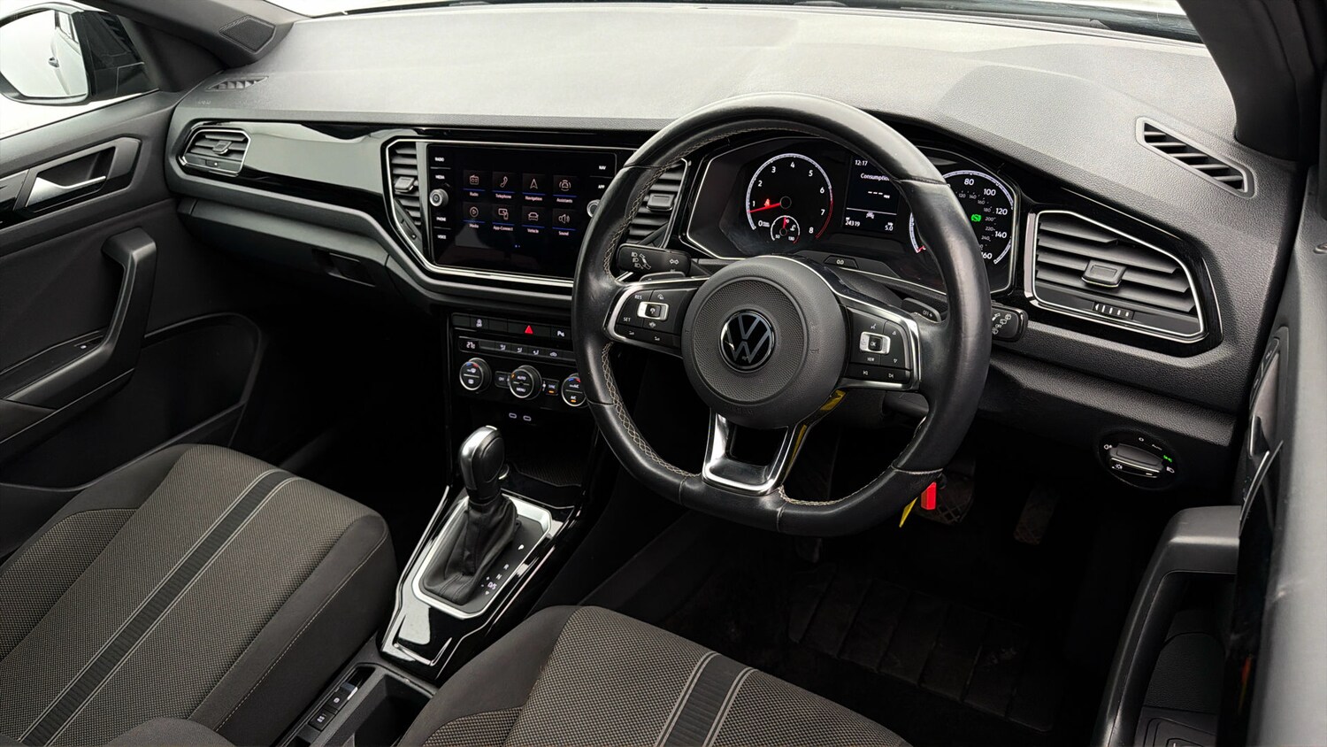 Used Volkswagen T-Roc 2021 for sale - 78159773: Photo 9