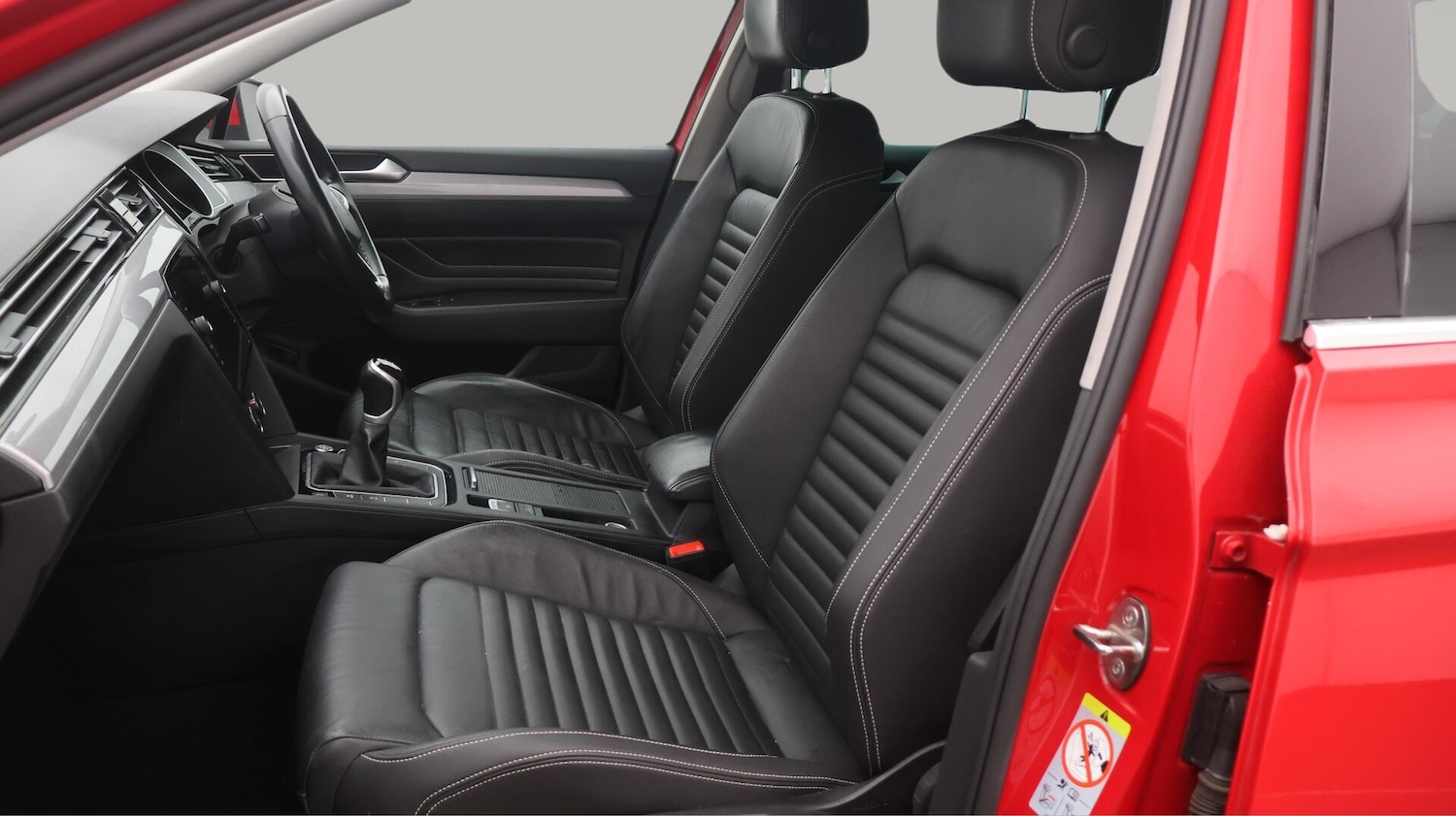 Used Volkswagen Passat 2021 for sale - 76432136: Photo 15