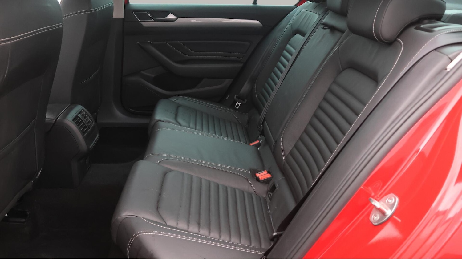 Used Volkswagen Passat 2021 for sale - 76432136: Photo 17