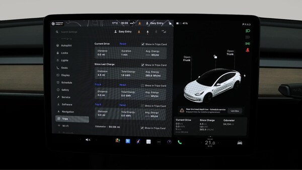Used Tesla Model 3 2021 for sale - 76246549: Photo 11