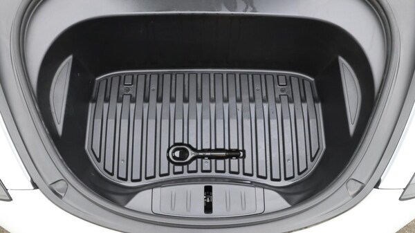 Used Tesla Model 3 2021 for sale - 76246549: Photo 20