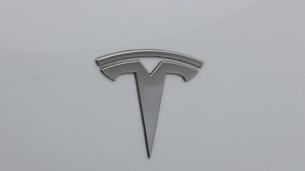 Used Tesla Model 3 2021 for sale - 76246549: Photo 24