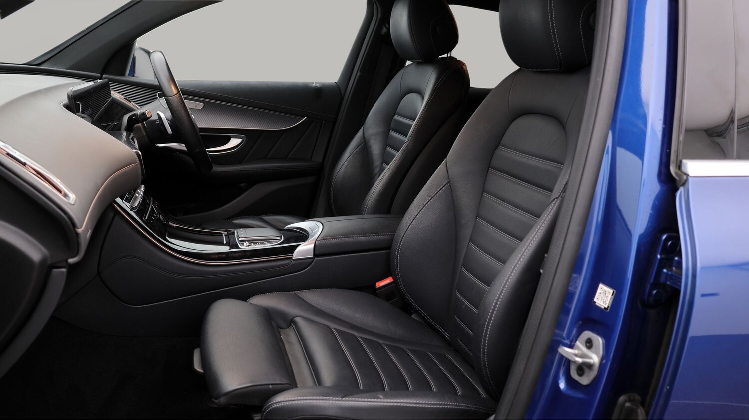 Used Mercedes-Benz EQC 2022 for sale - 77931402: Photo 14