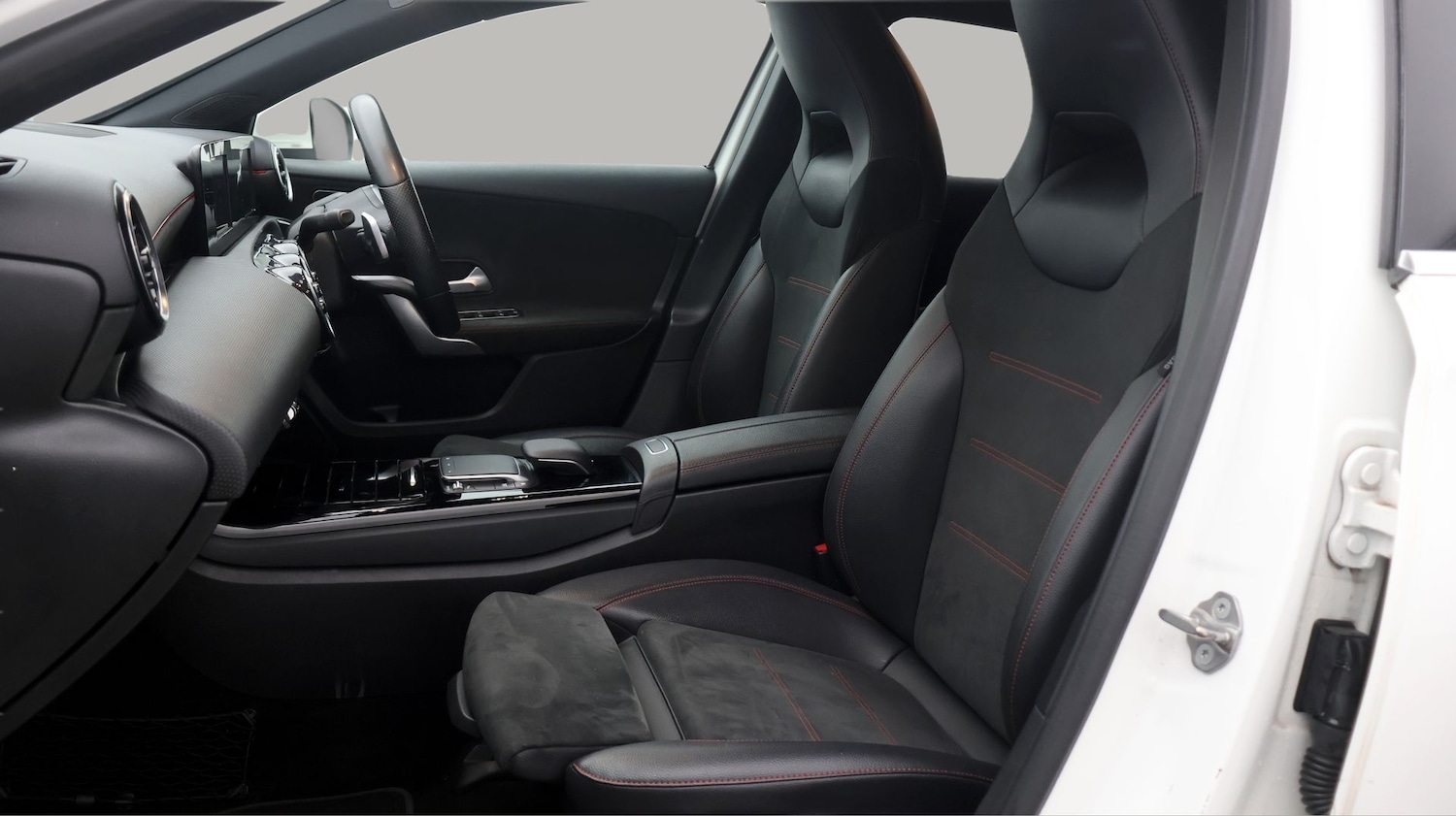 Used Mercedes-Benz A-Class 2020 for sale - 77946285: Photo 14