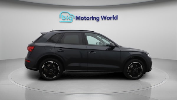 Used Audi Q5 2020 for sale - 76239666: Photo 9