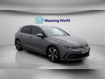 Volkswagen - Golf