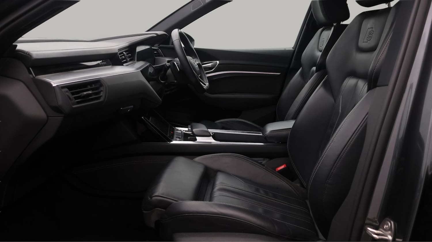 Used Audi e-tron 2021 for sale - 77365506: Photo 14