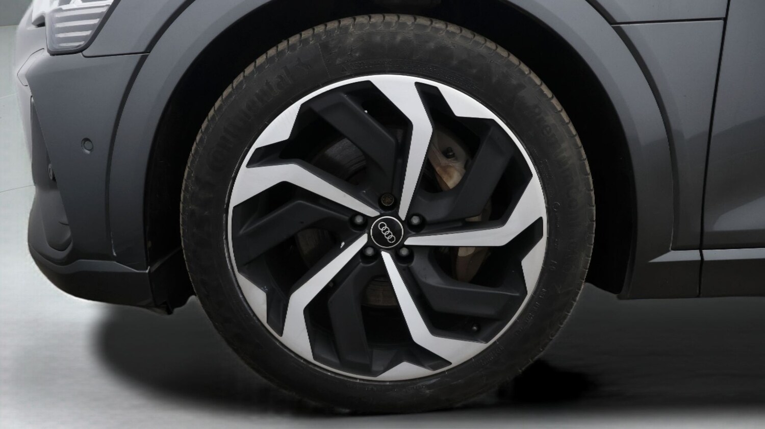 Used Audi e-tron 2021 for sale - 77365506: Photo 18