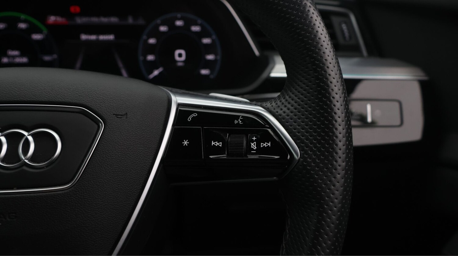 Used Audi e-tron 2021 for sale - 77365506: Photo 23