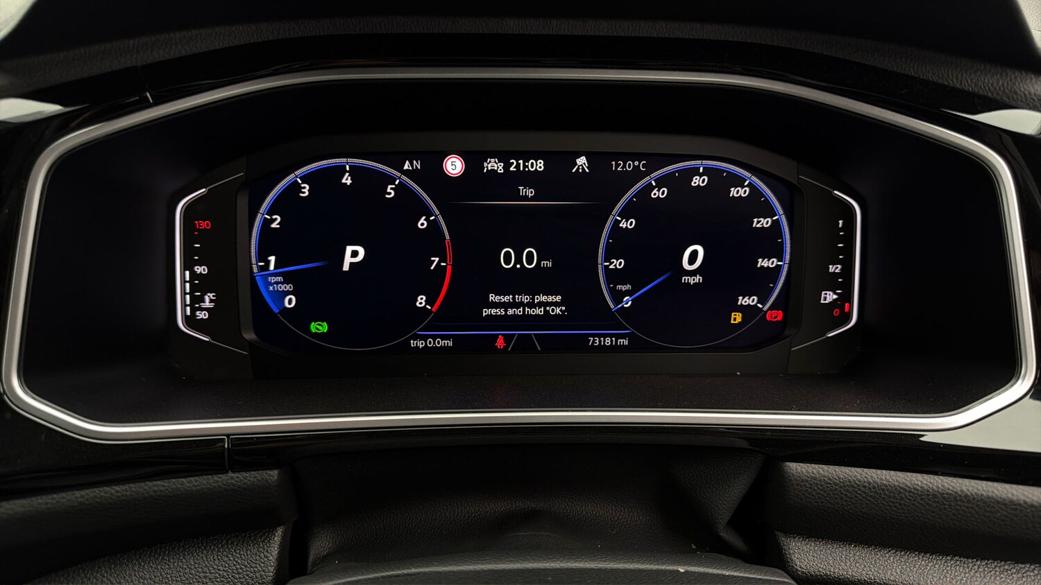 Used Volkswagen T-Roc 2022 for sale - 77961639: Photo 26