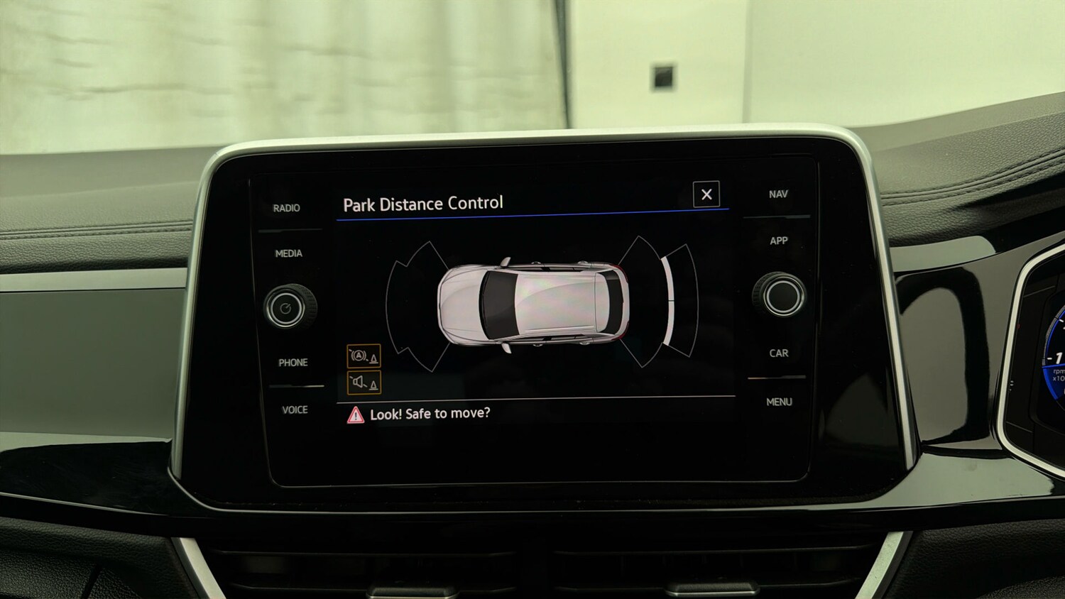 Used Volkswagen T-Roc 2022 for sale - 77961639: Photo 27