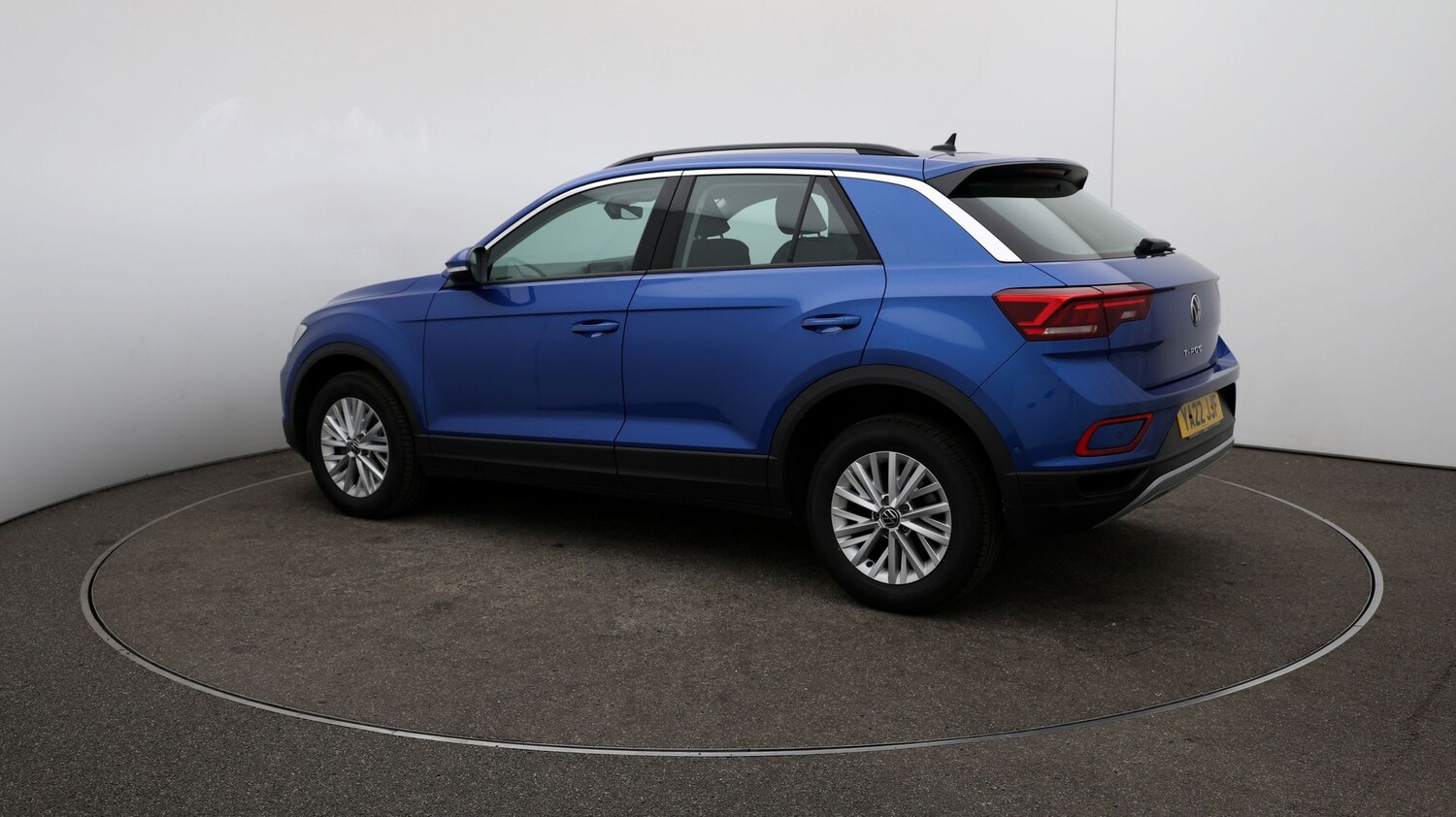 Used Volkswagen T-Roc for sale - 76809652: Photo 29