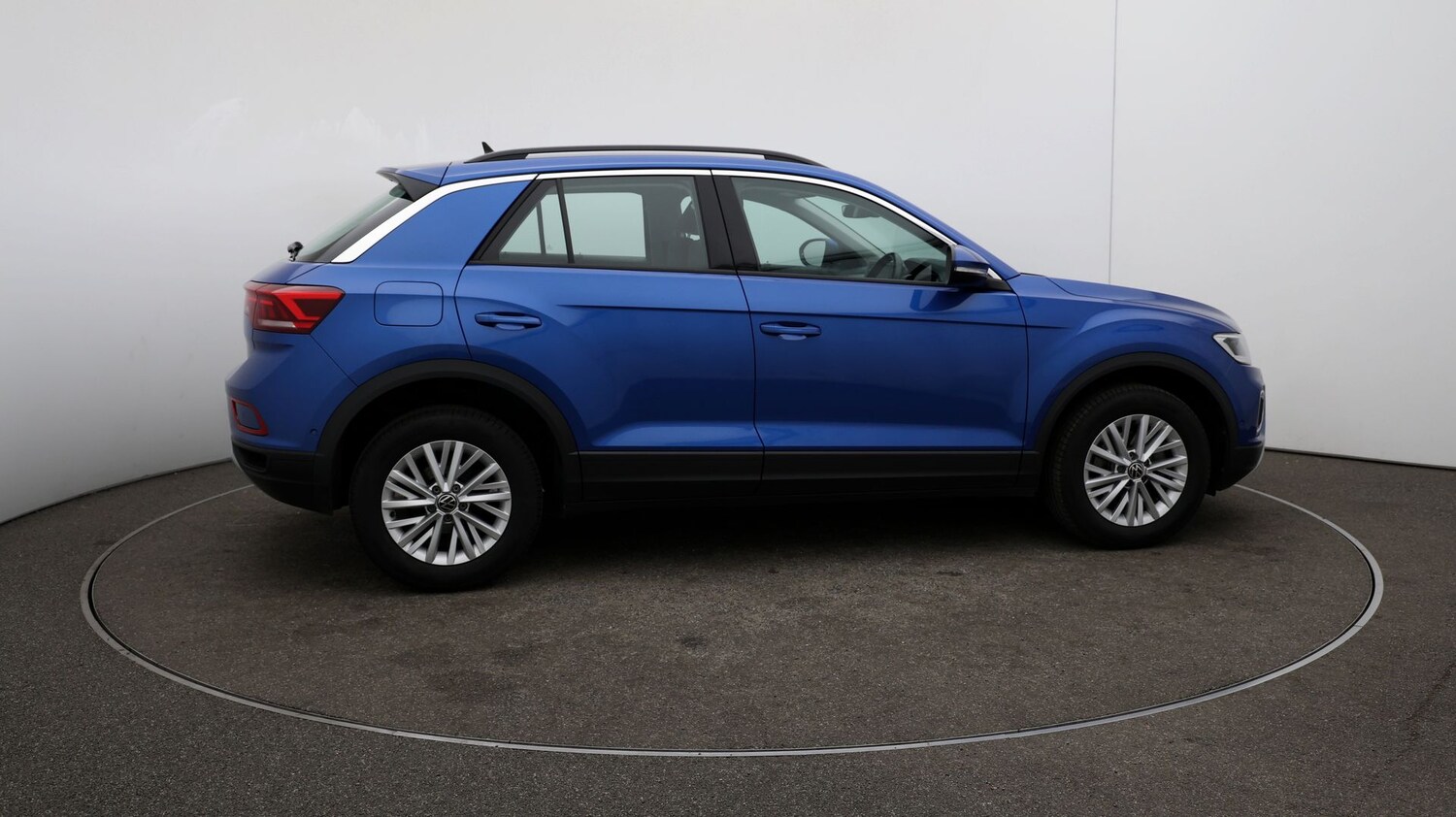 Used Volkswagen T-Roc for sale - 76809652: Photo 43