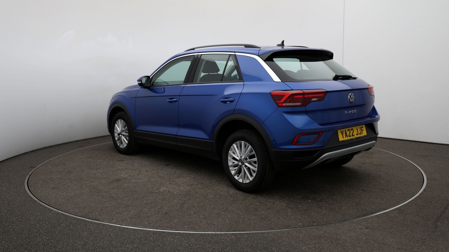 Used Volkswagen T-Roc for sale - 76809652: Photo 55