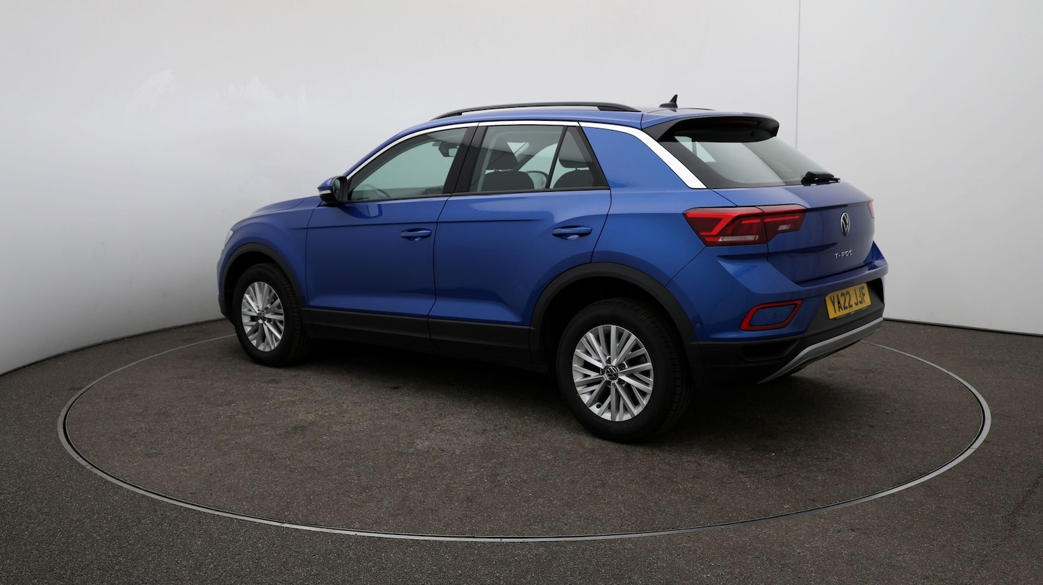 Used Volkswagen T-Roc for sale - 76809652: Photo 56