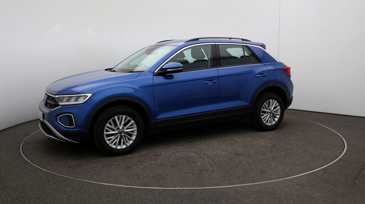 Used Volkswagen T-Roc for sale - 76809652: Photo 60