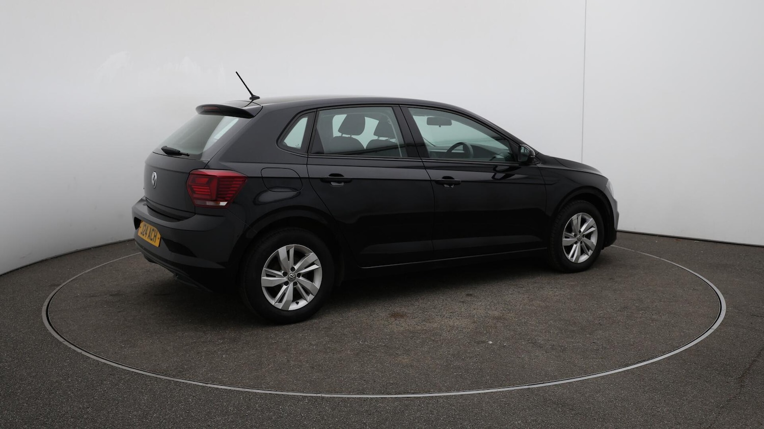 Used Volkswagen Polo 2018 for sale - 76084083: Photo 51