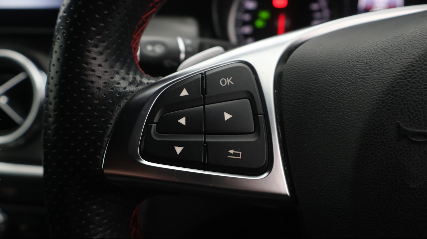 Used Mercedes-Benz GLA 2020 for sale - 77662405: Photo 24