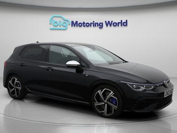 Volkswagen - Golf