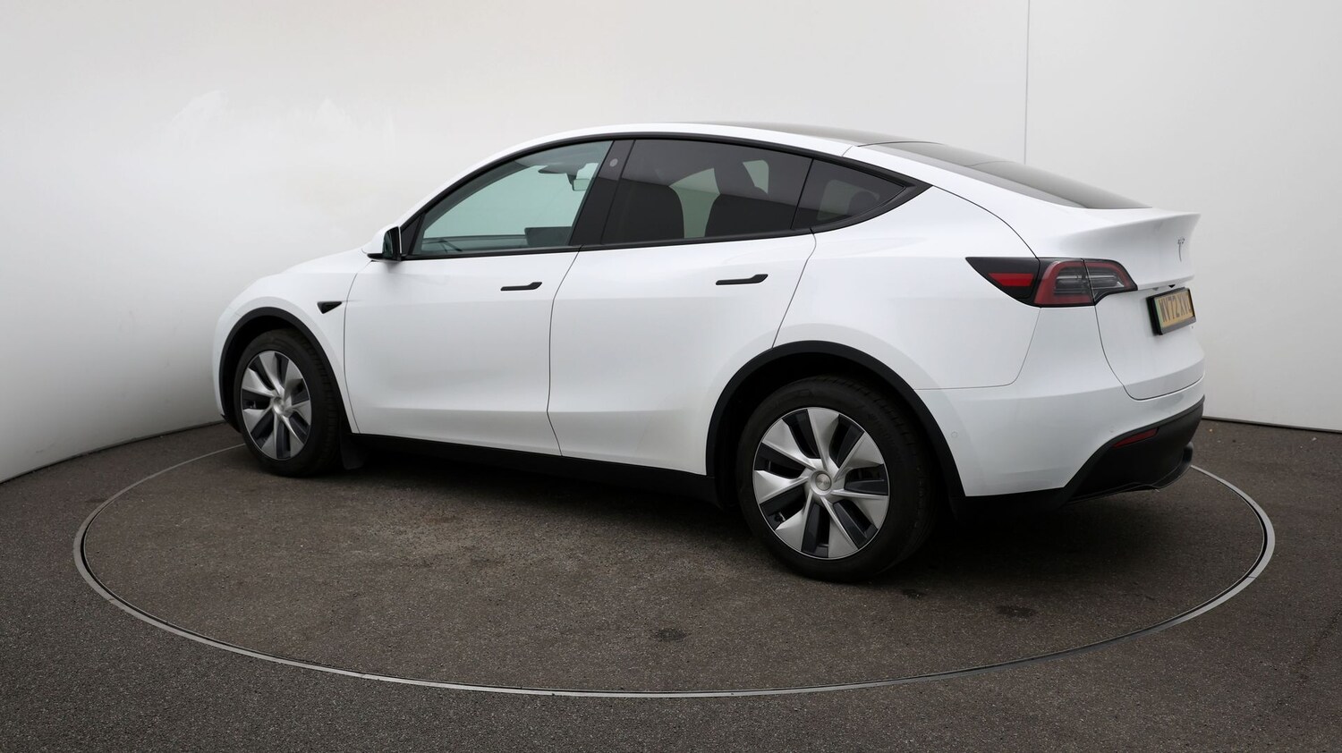 Used Tesla Model Y for sale - 76811302: Photo 27