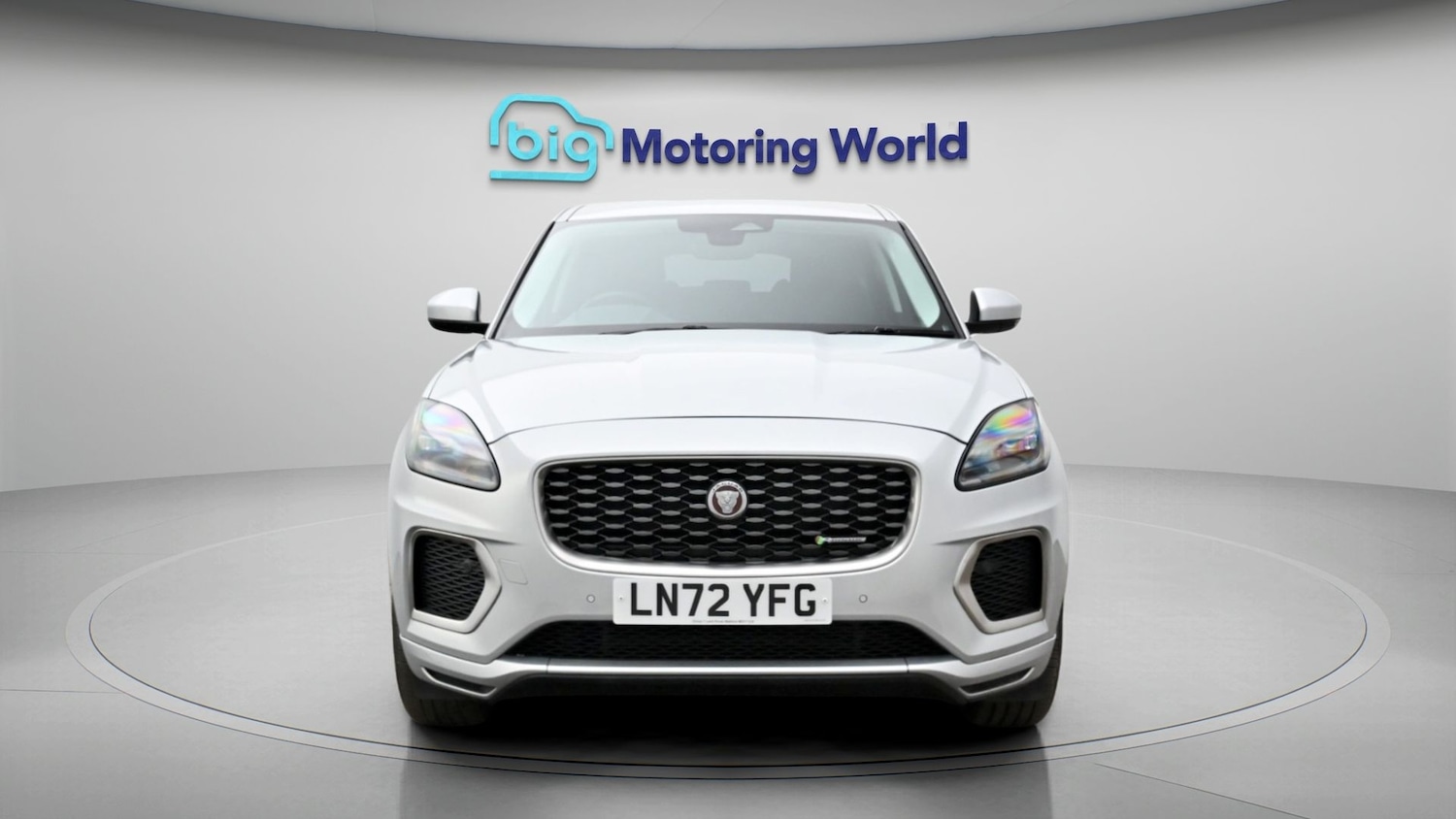 Used Jaguar E-Pace for sale - 77998624: Photo 2