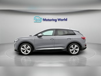 Used Audi Q4 e-tron 2022 for sale - 78240650: Photo